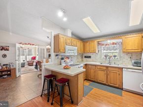 495 Goldenrod Crossing W, Buckingham PA 18912