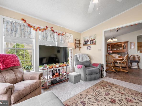 495 Goldenrod Crossing W, Buckingham PA 18912