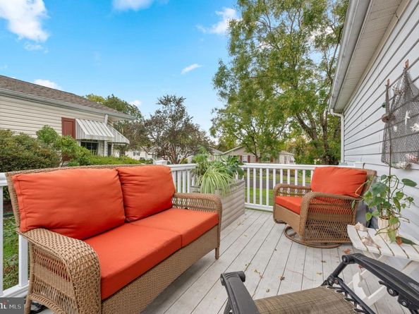 495 Goldenrod Crossing W, Buckingham PA 18912