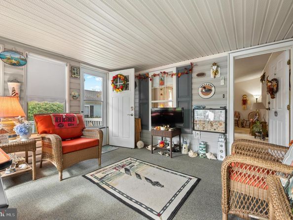495 Goldenrod Crossing W, Buckingham PA 18912