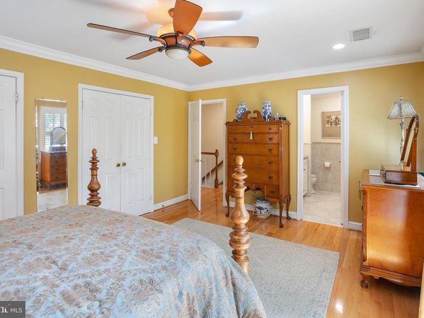 1230 23rd Street S, Arlington VA 22202