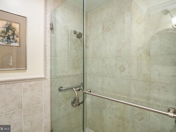 1230 23rd Street S, Arlington VA 22202