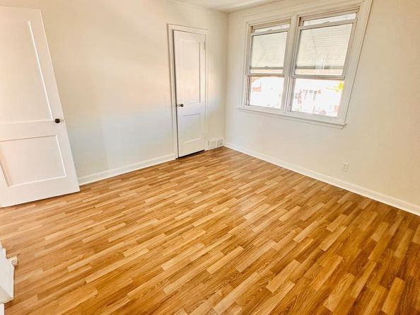 4615 Weymouth Street, Philadelphia PA 19120