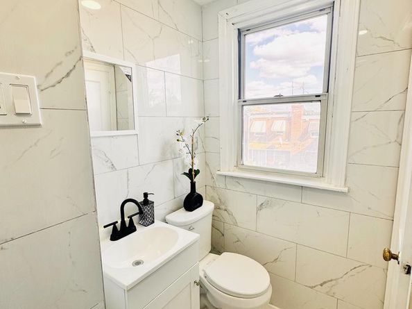 4615 Weymouth Street, Philadelphia PA 19120