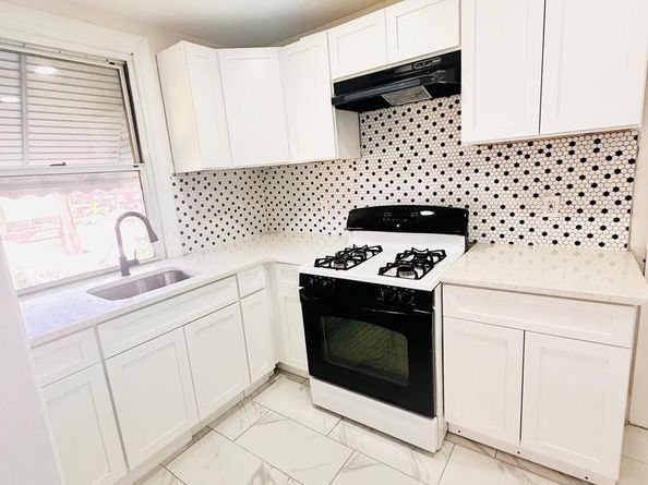 4615 Weymouth Street, Philadelphia PA 19120