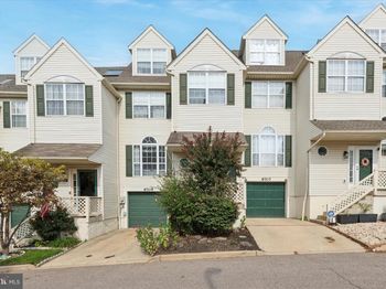 6709 Cinnamon Drive