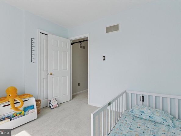 6709 Cinnamon Drive, Philadelphia PA 19128