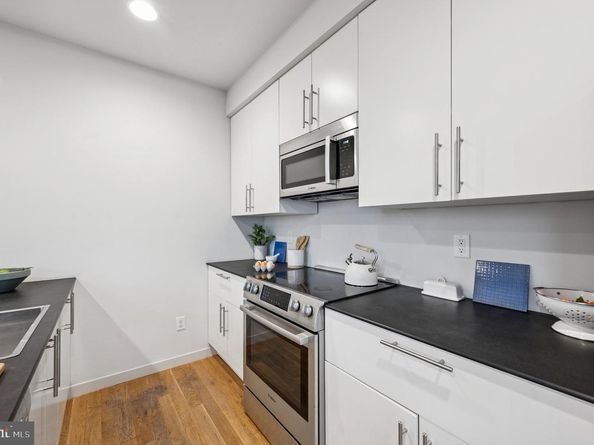 1800 S 16TH Street B, Philadelphia PA 19145