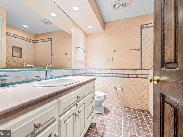1225 Country Club Road, Gladwyne PA 19035
