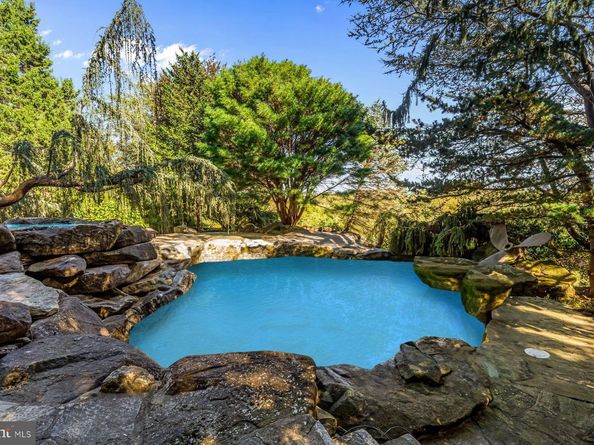 1225 Country Club Road, Gladwyne PA 19035