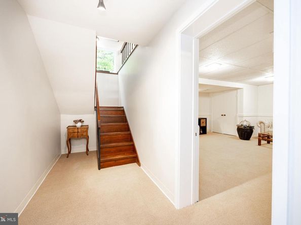 2 Ile Dhuyere 2, Devon PA 19333