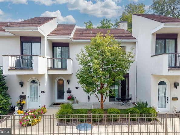 2 Ile Dhuyere 2, Devon PA 19333