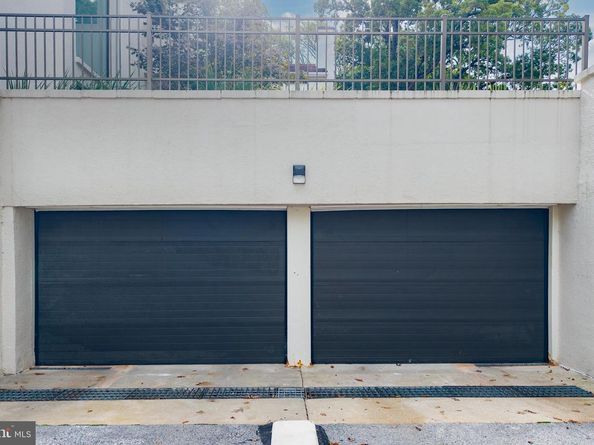 2 Ile Dhuyere 2, Devon PA 19333