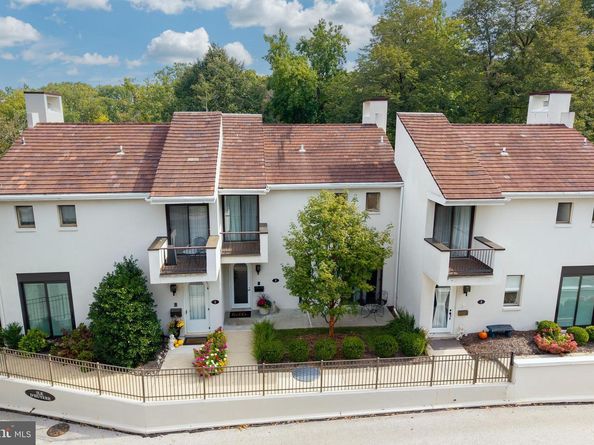 2 Ile Dhuyere 2, Devon PA 19333