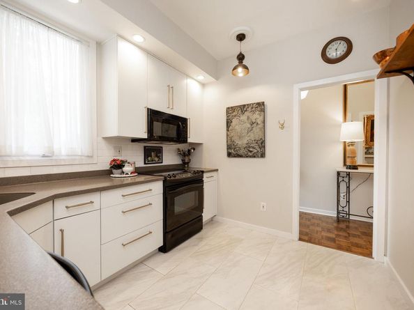 2 Ile Dhuyere 2, Devon PA 19333