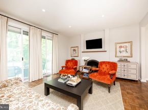 2 Ile Dhuyere 2, Devon PA 19333