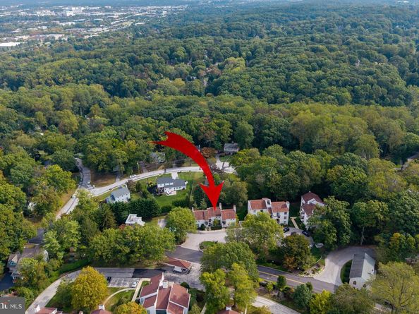 2 Ile Dhuyere 2, Devon PA 19333