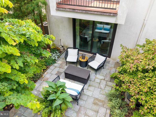 2 Ile Dhuyere 2, Devon PA 19333