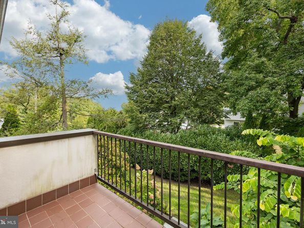 2 Ile Dhuyere 2, Devon PA 19333