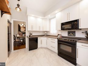 2 Ile Dhuyere 2, Devon PA 19333