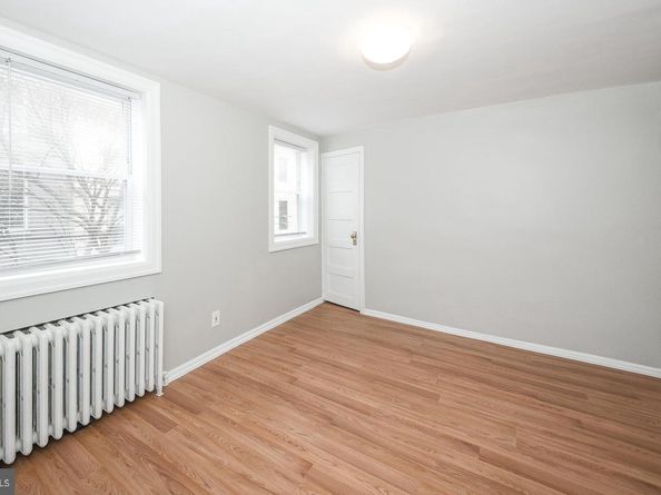 922 League Street, Philadelphia PA 19147