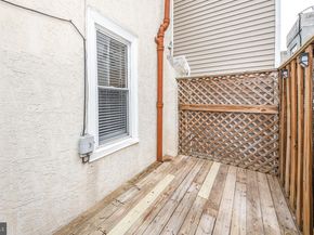 922 League Street, Philadelphia PA 19147