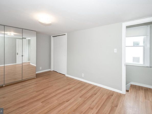 922 League Street, Philadelphia PA 19147