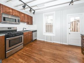 922 League Street, Philadelphia PA 19147