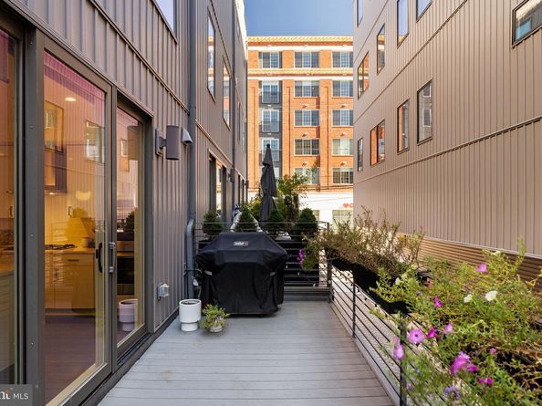 2204 League Street, Philadelphia PA 19146
