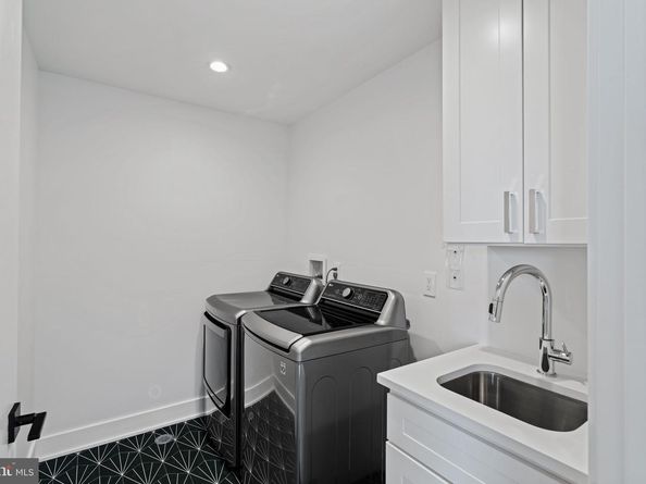 2204 League Street, Philadelphia PA 19146