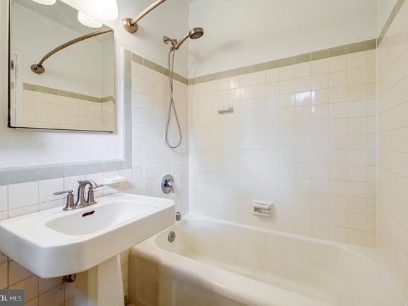 1640 Fitzgerald Lane, Alexandria VA 22302