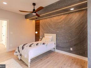 3500 7TH Street N, Arlington VA 22201