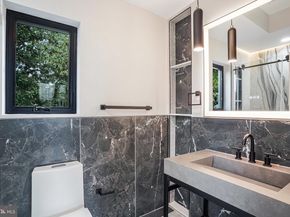 3500 7TH Street N, Arlington VA 22201