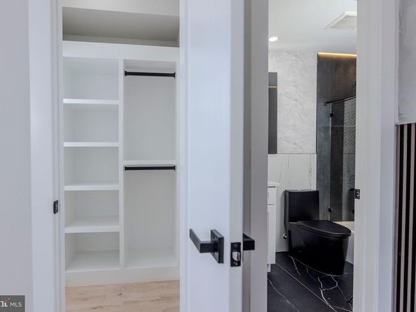 3500 7TH Street N, Arlington VA 22201