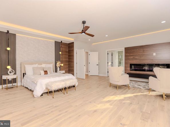 3500 7TH Street N, Arlington VA 22201