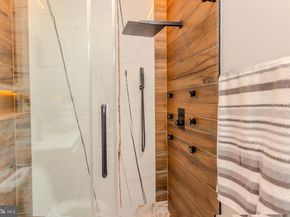 3500 7TH Street N, Arlington VA 22201