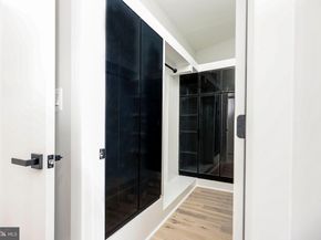 3500 7TH Street N, Arlington VA 22201