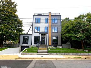 3500 7TH Street N, Arlington VA 22201