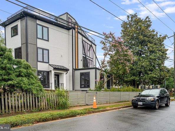 3500 7TH Street N, Arlington VA 22201