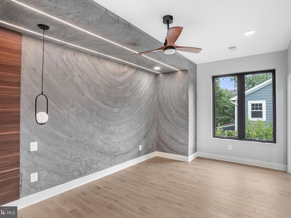 3500 7TH Street N, Arlington VA 22201
