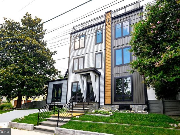 3500 7TH Street N, Arlington VA 22201