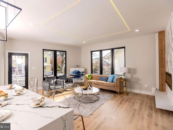 3500 7TH Street N, Arlington VA 22201