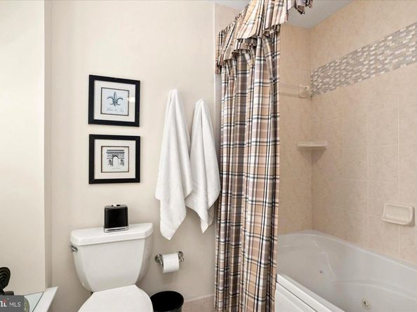 9921 New London Drive, Potomac MD 20854