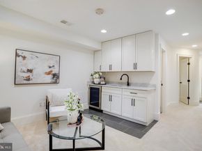 1122 Abbey Place NE, Washington DC 20002