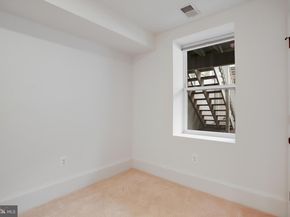1122 Abbey Place NE, Washington DC 20002