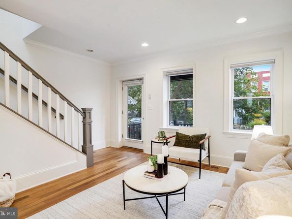 1122 Abbey Place NE, Washington DC 20002