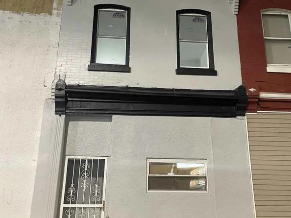 2706 N Front Street, Philadelphia PA 19133