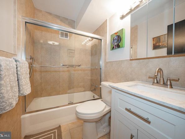 118 S 21st Street 31112, Philadelphia PA 19103