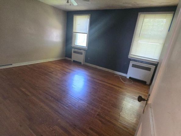 6347 Jackson, Philadelphia PA 19135
