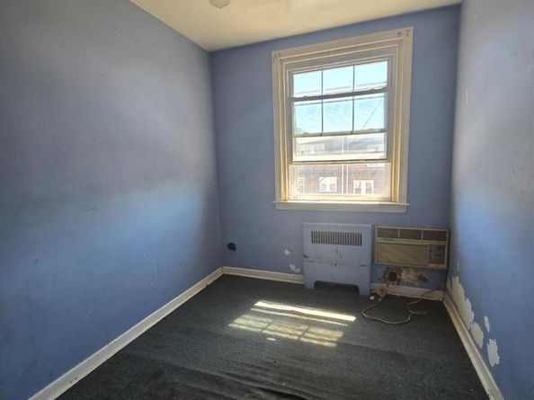 6347 Jackson, Philadelphia PA 19135